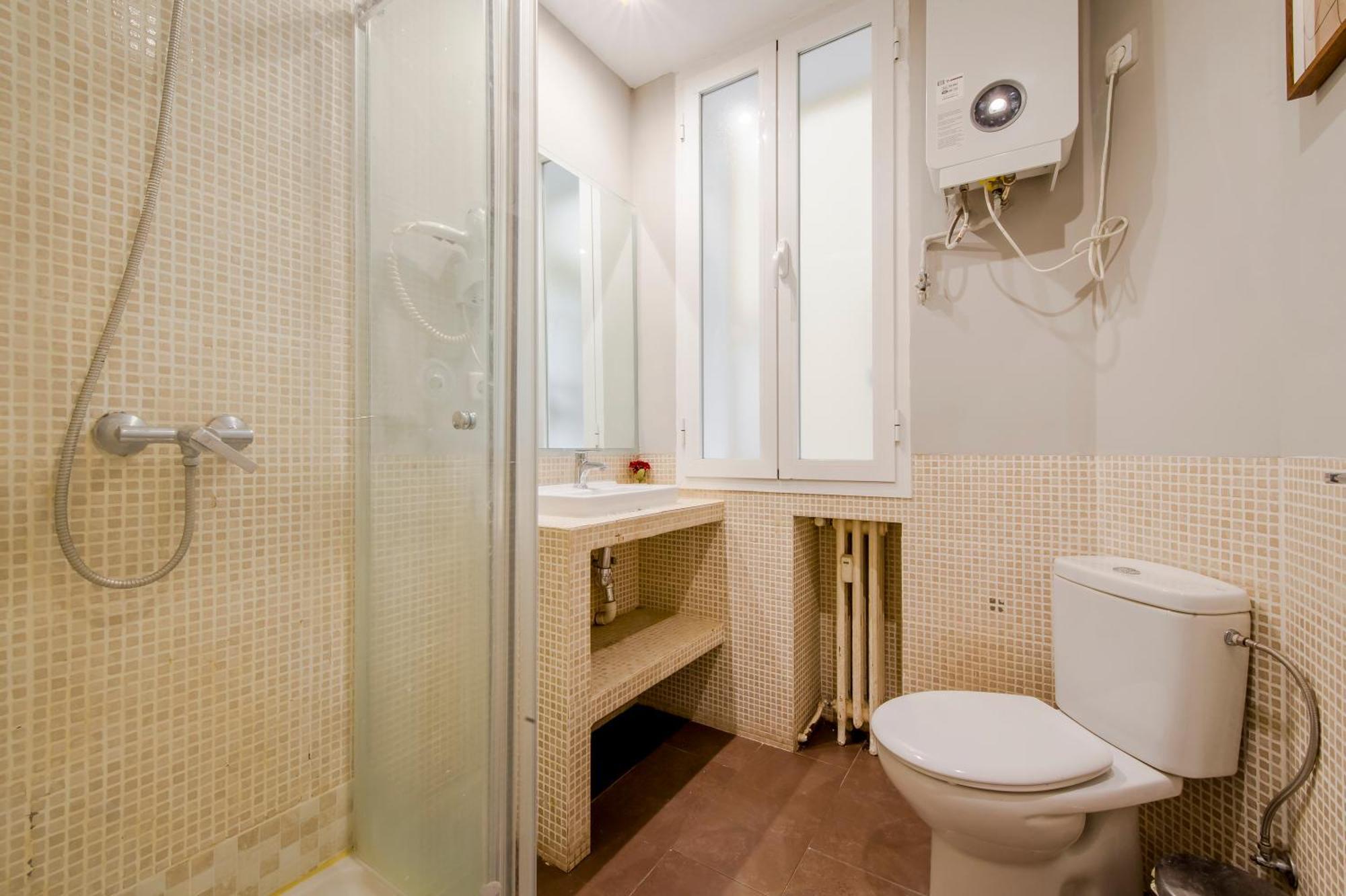 Excelente Piso De 3 Habitaciones En La Latina-Centro 马德里 外观 照片