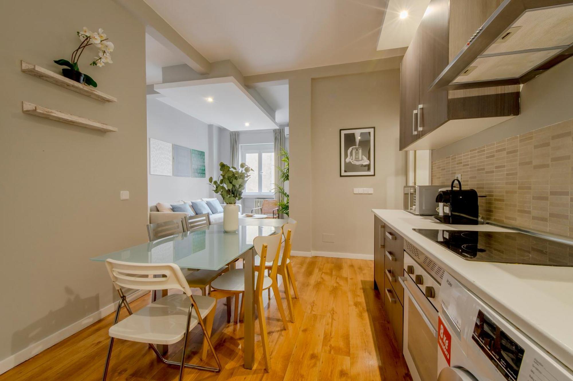 Excelente Piso De 3 Habitaciones En La Latina-Centro 马德里 外观 照片