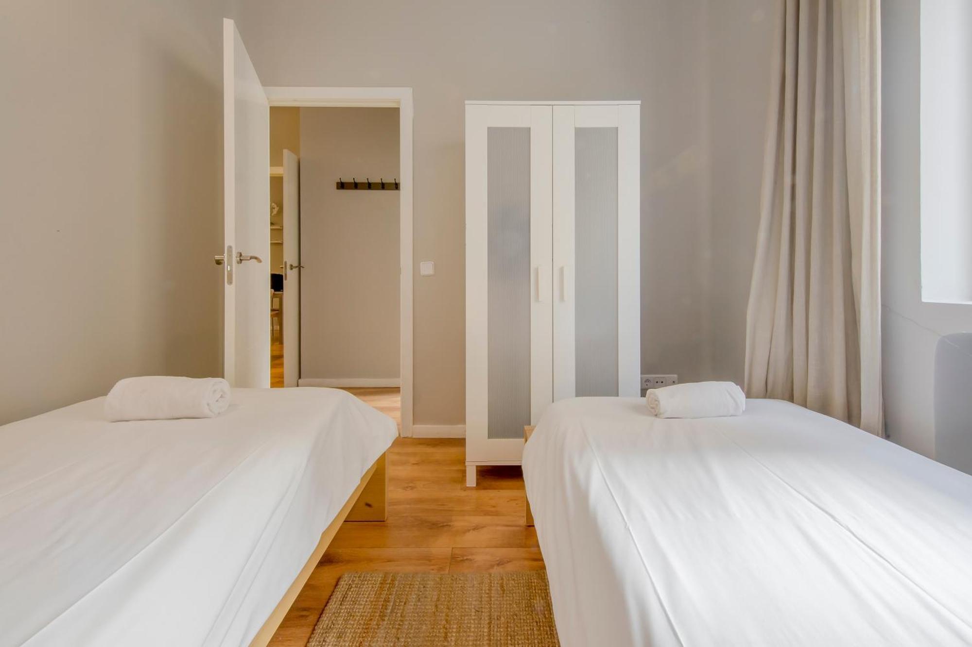 Excelente Piso De 3 Habitaciones En La Latina-Centro 马德里 外观 照片