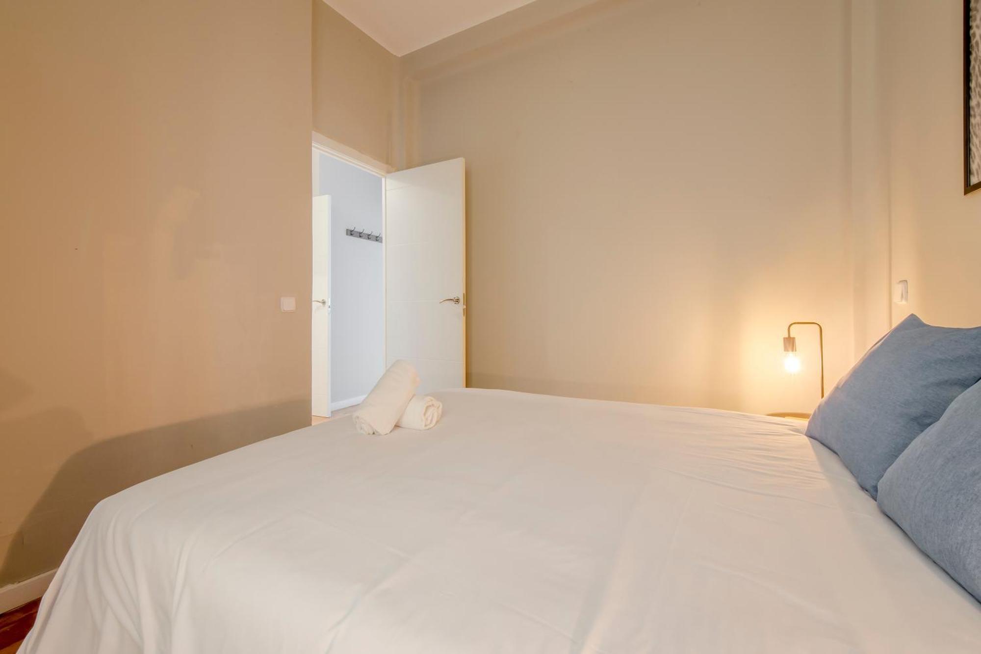 Excelente Piso De 3 Habitaciones En La Latina-Centro 马德里 外观 照片